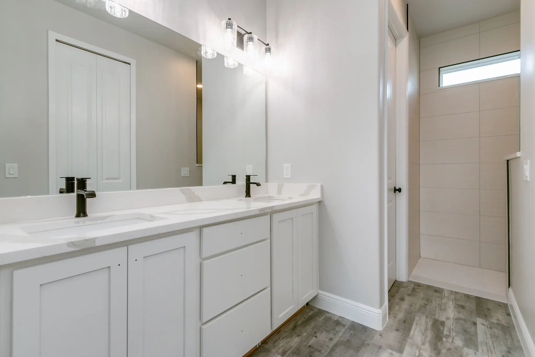 Gracie XL - Interior Photo 3