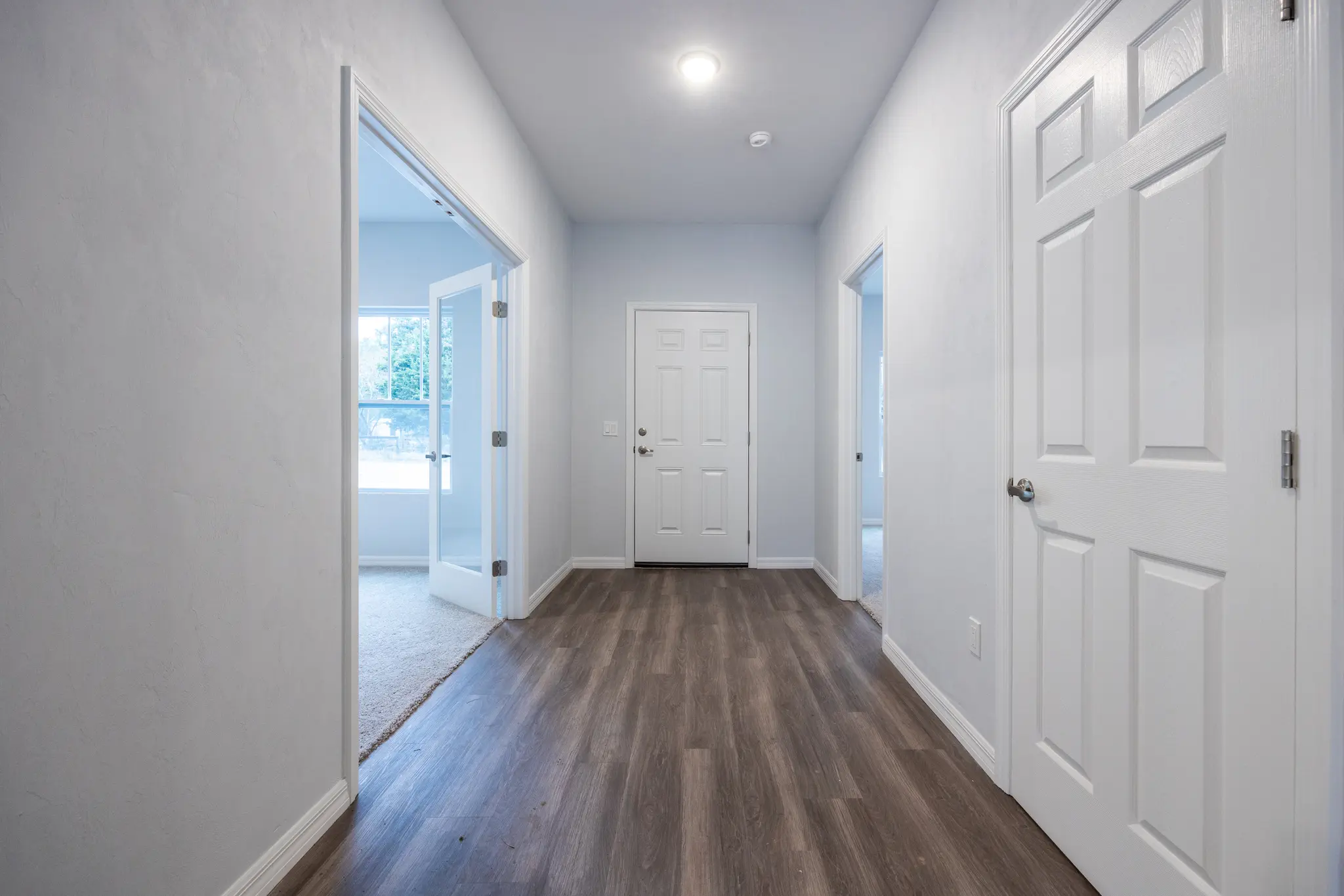 Inglewood - Interior Photo 6
