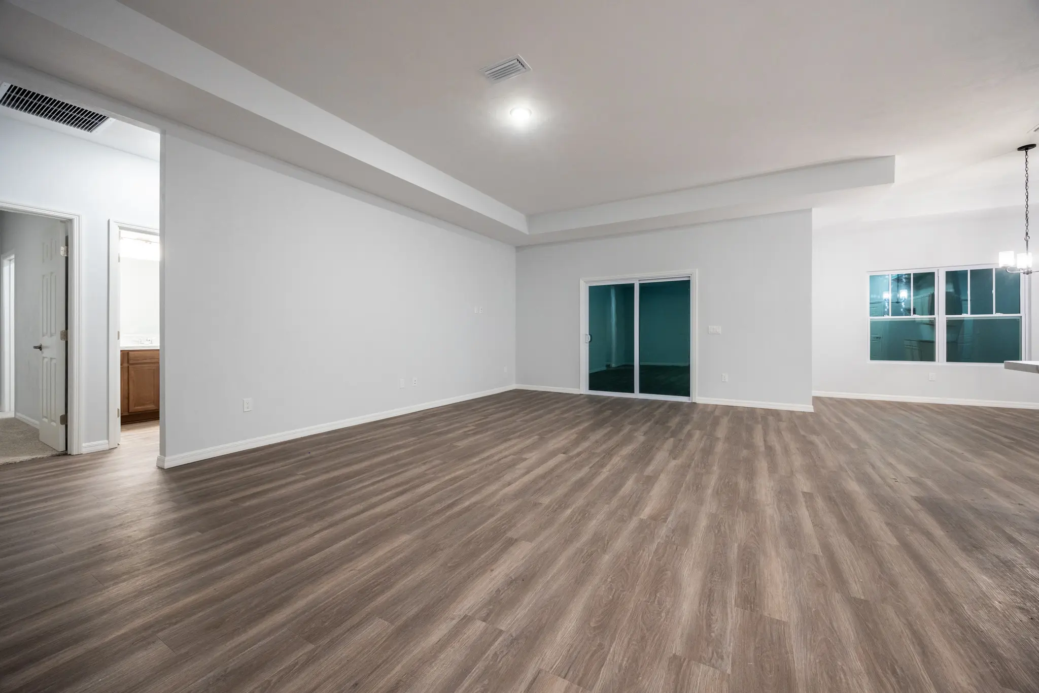 Inglewood - Interior Photo 9