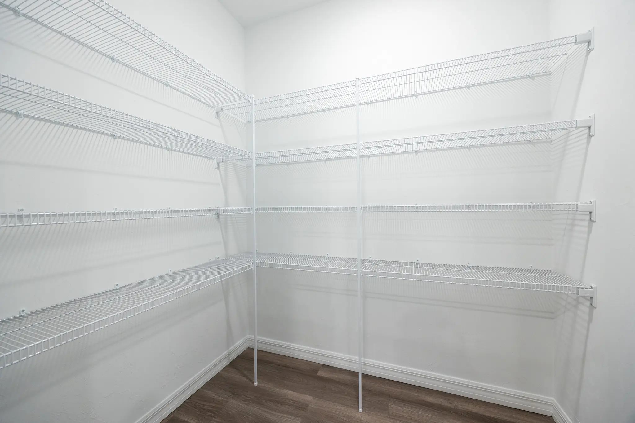 Litchfield - Interior Photo 17