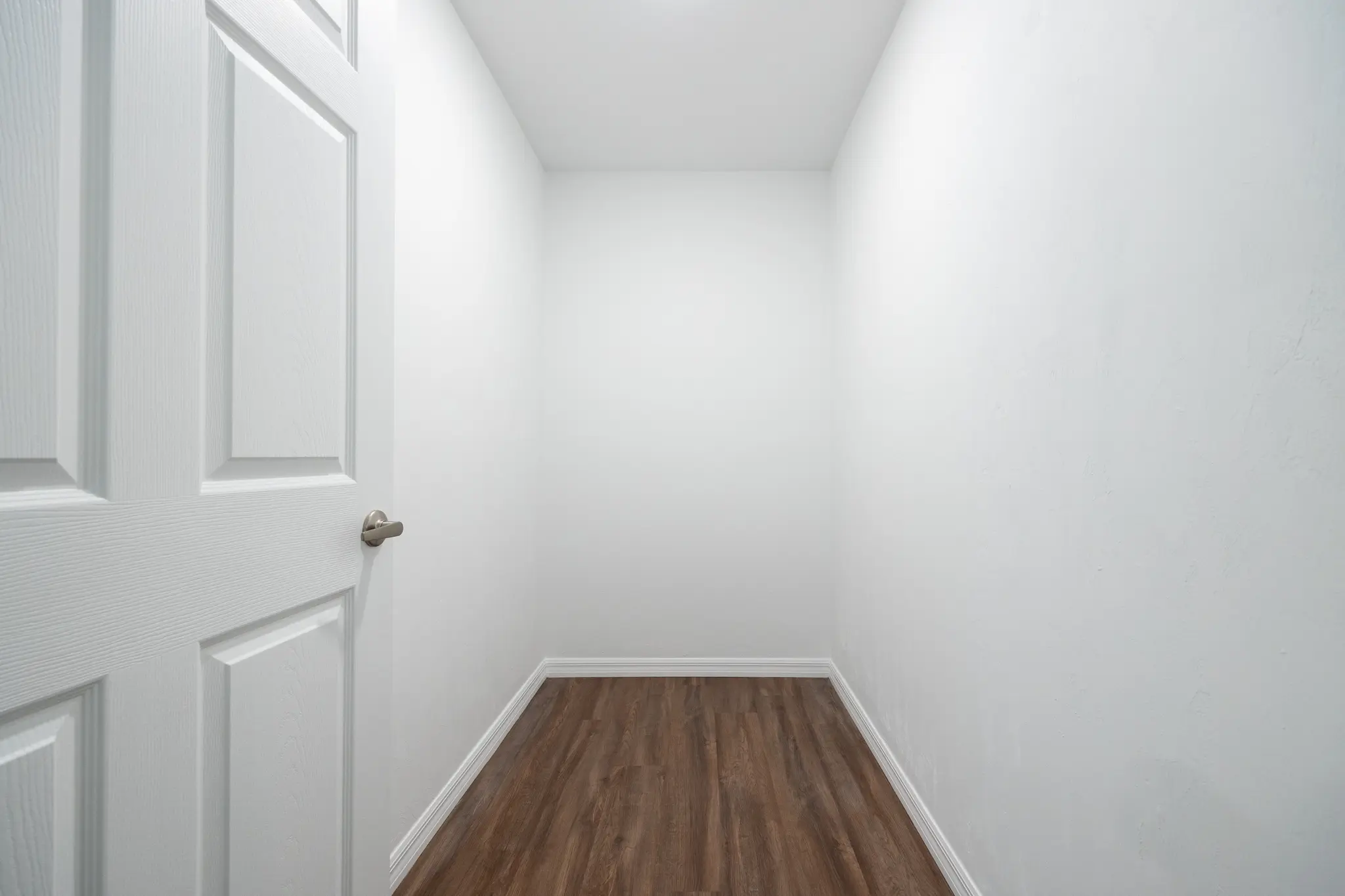Aspen - Interior Photo 5