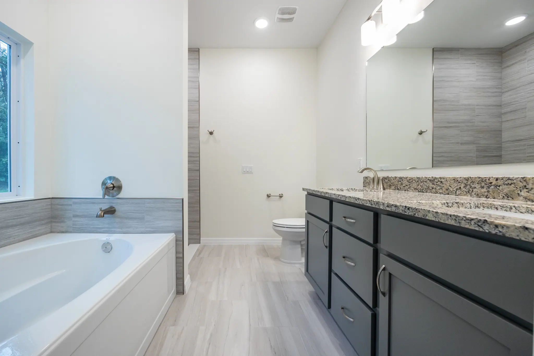 Pamlico - Interior Photo 18