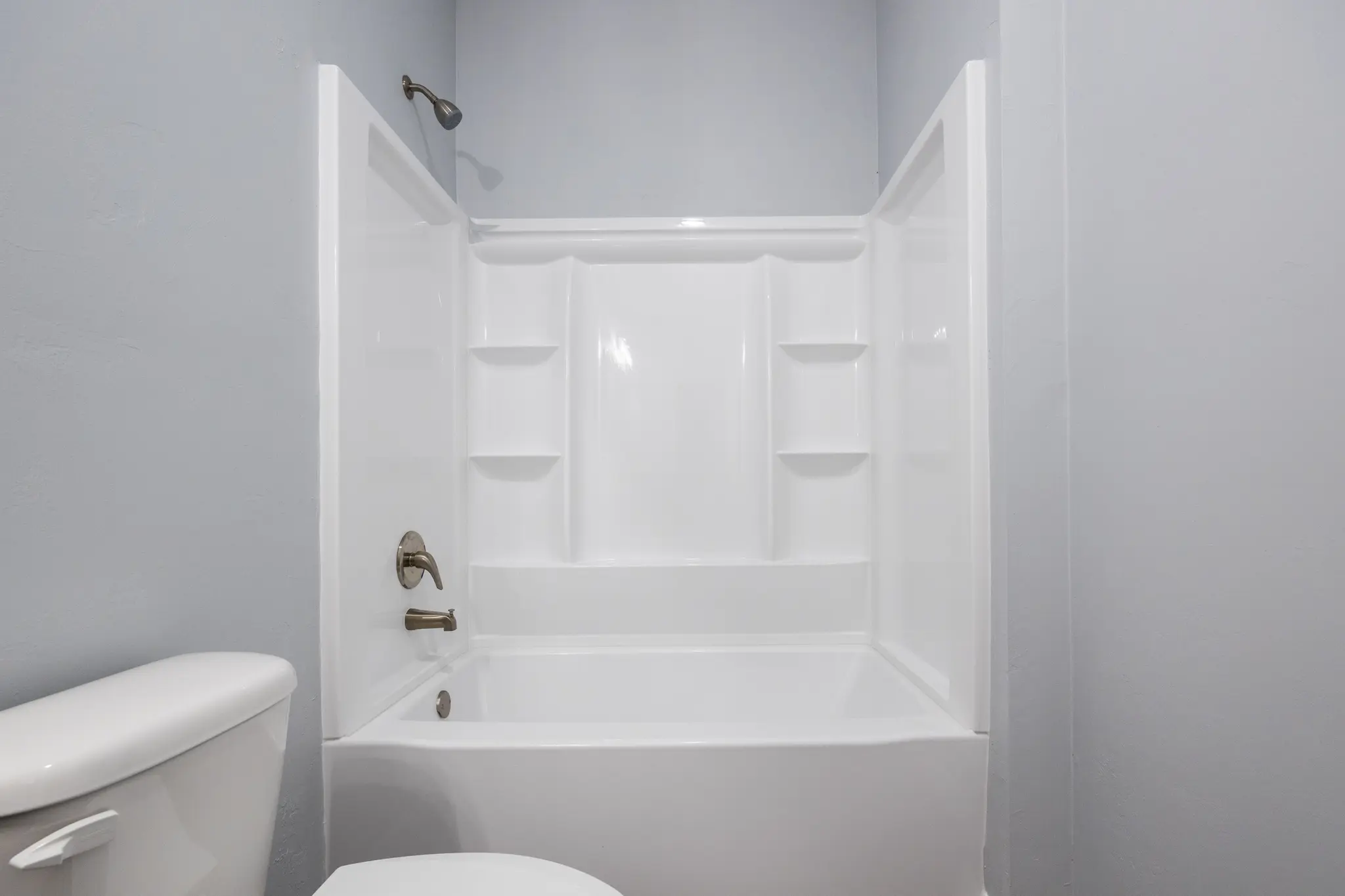 Brunswick - Interior Photo 5