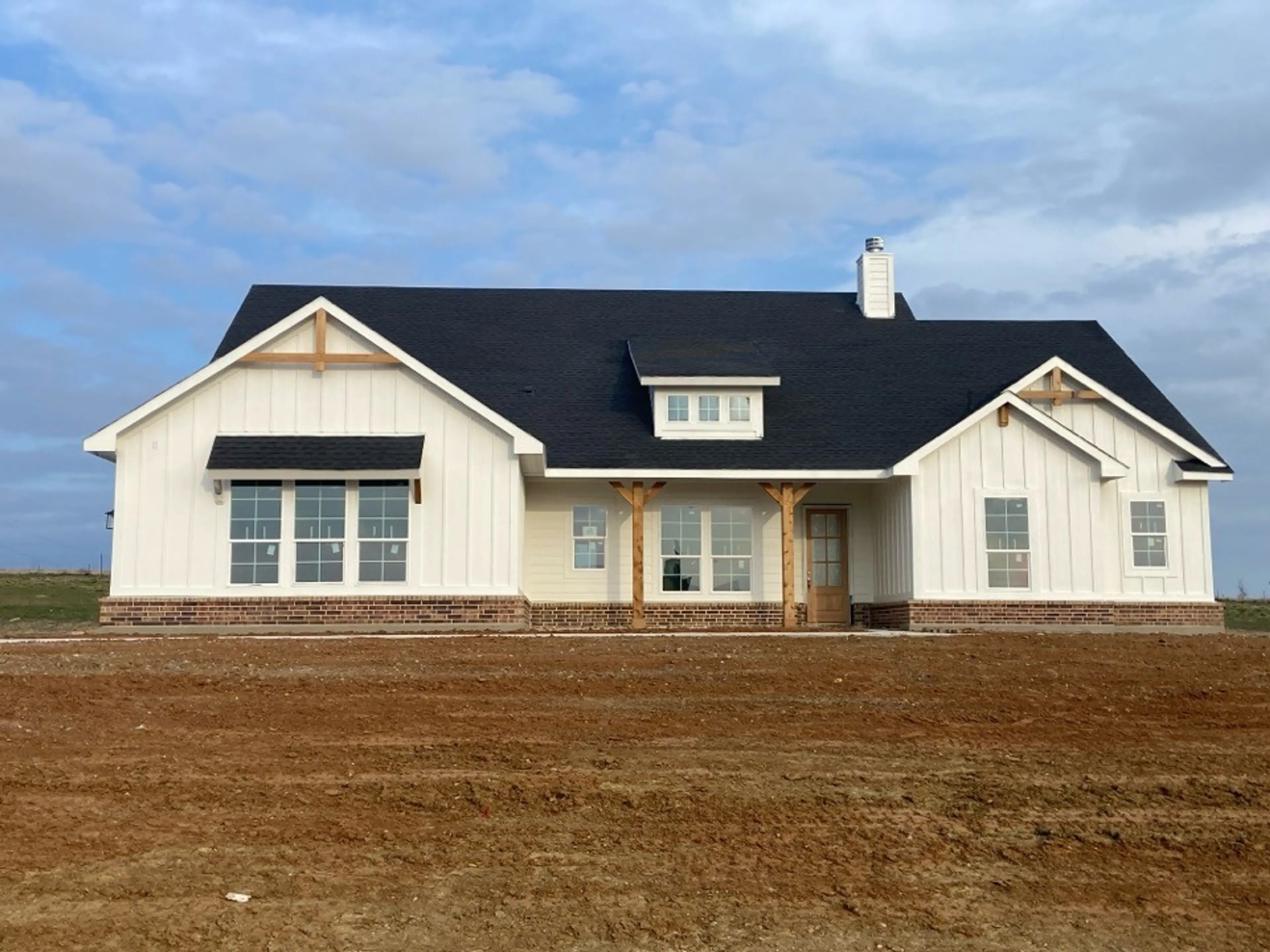Colorado II - B Farmhouse Sideload