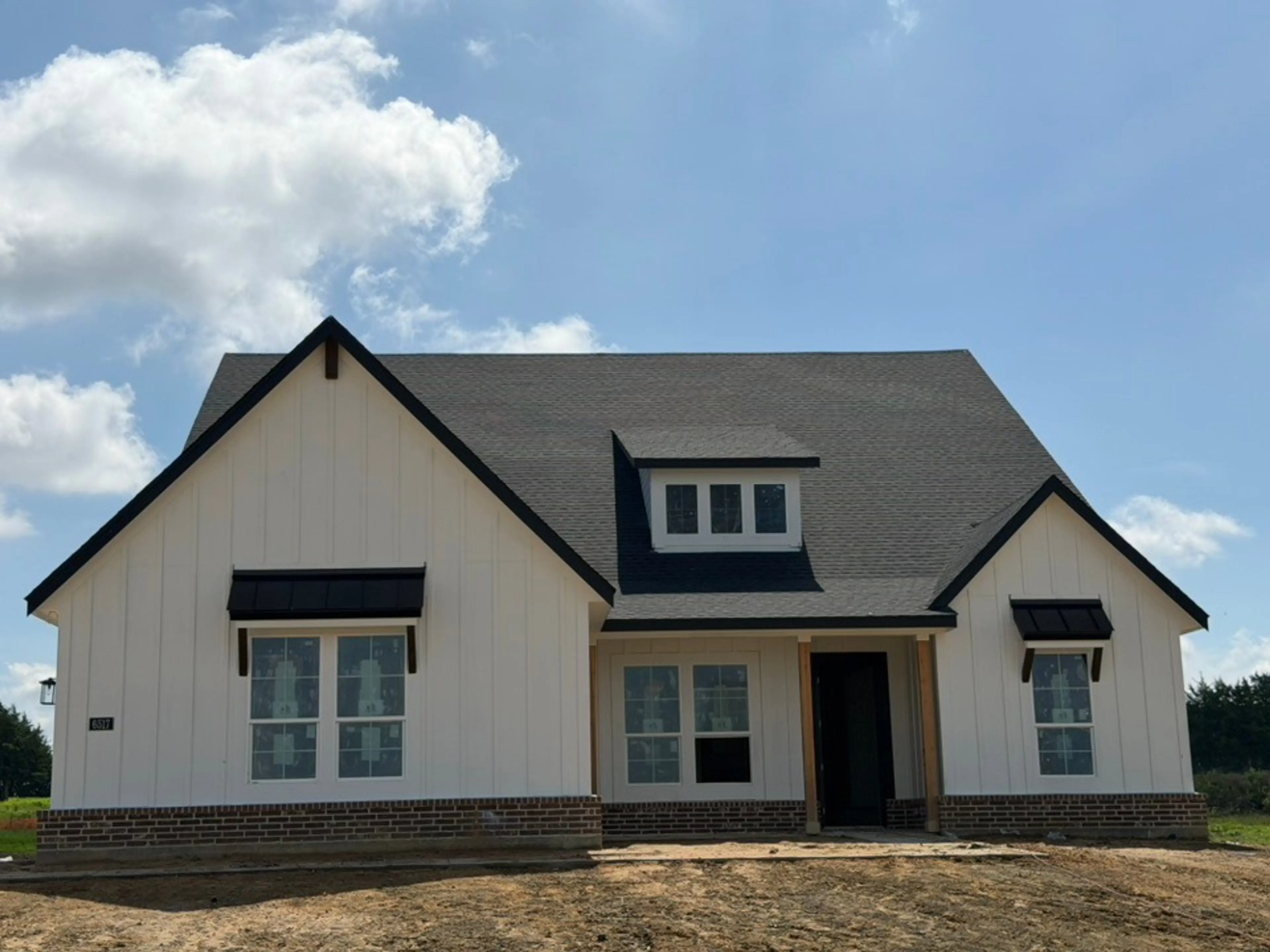 Bluebonnet - Farmhouse Sideload