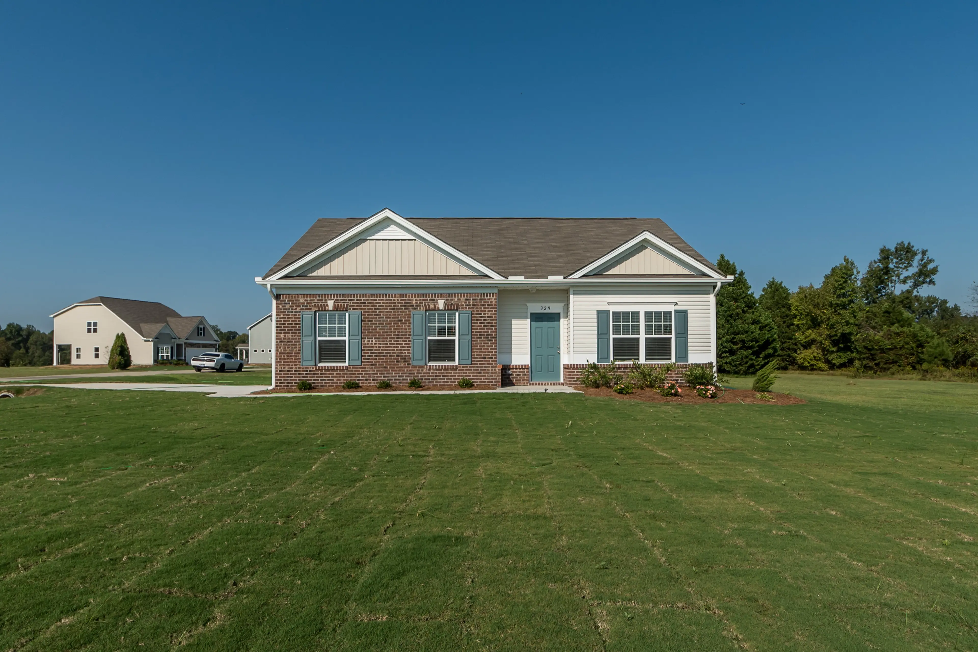 Slide - The Foxcroft C Side Entry