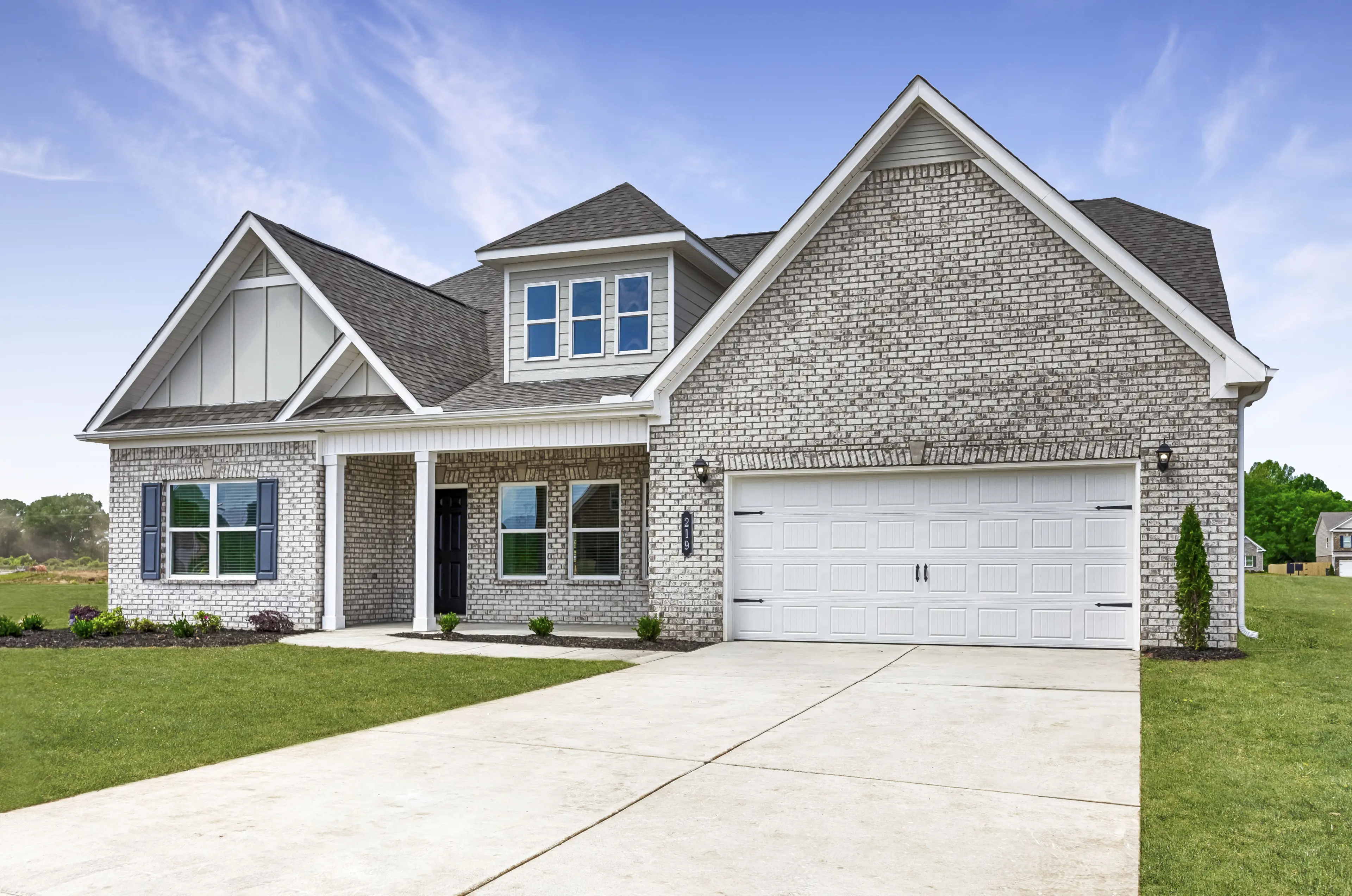 Slide - The Kingswood I