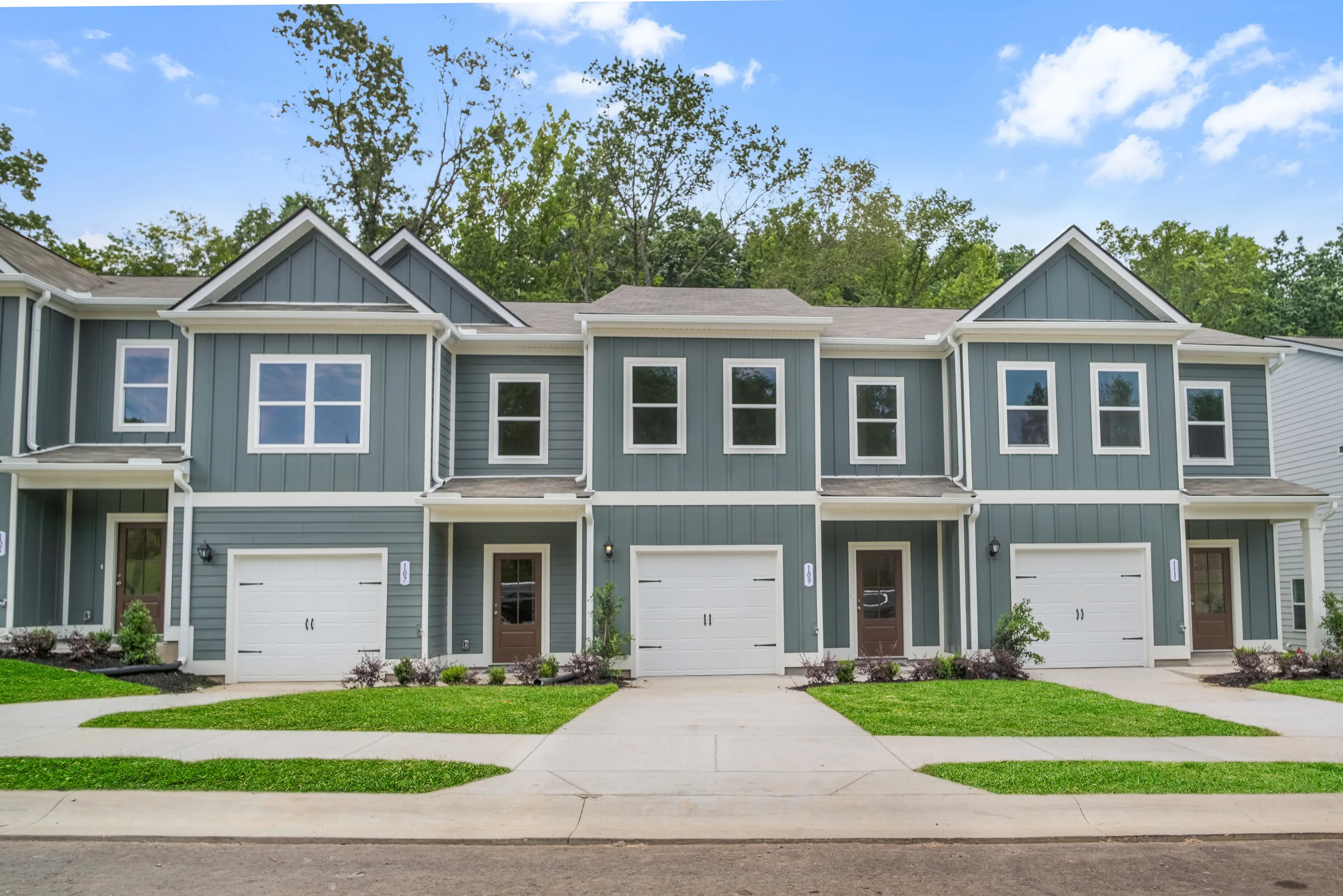 Slide - The Sonoma and Pinehurst Streetscape