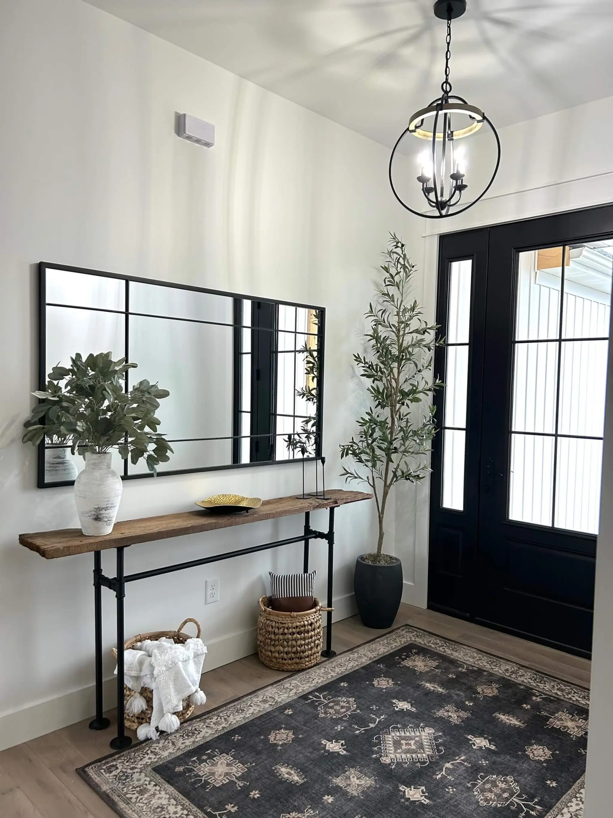 Parkdale - Interior Photo 8