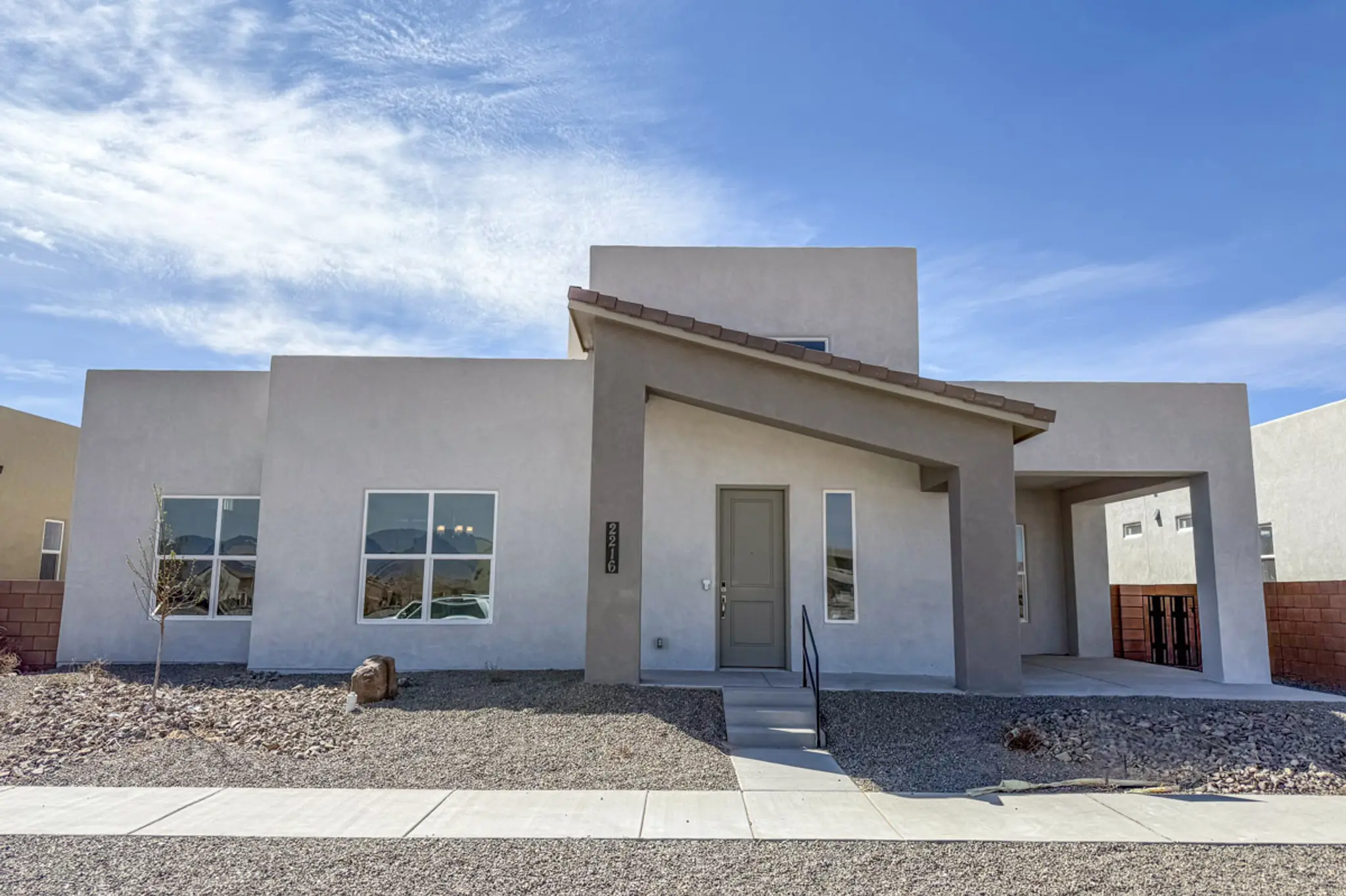 Thumbnail - 2216 O'Keefe