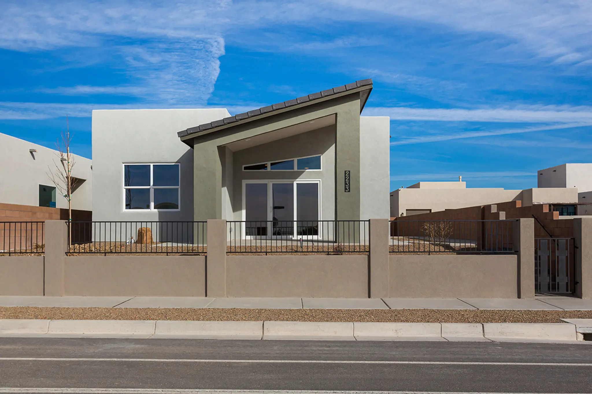 Thumbnail - 2233 deKooning